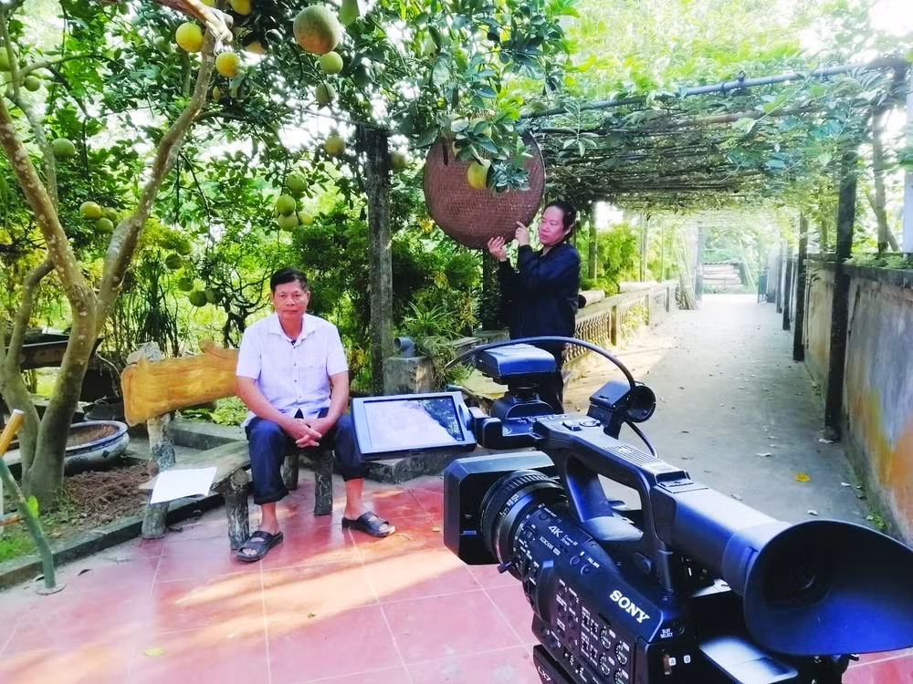 ong ru roi khoi goi cam xuc tu nhung canh quay moc mac gan gui va song dong hinh 1