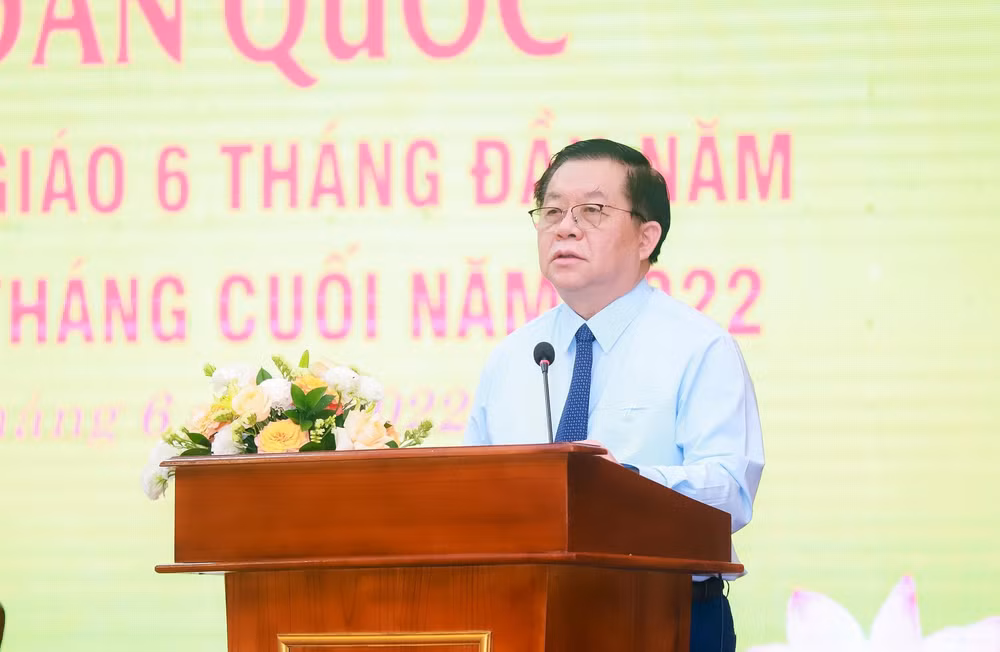 truong ban tuyen giao trung uong tap trung xay dung dang ve chinh tri tu tuong dao duc hinh 2