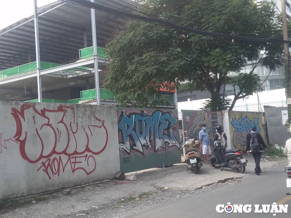 dan than troi vi hinh ve bay tran lan khap mat pho o tp hcm hinh 11