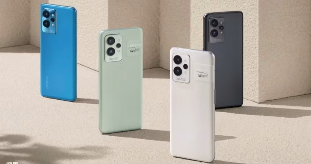 Realme GT2 Pro (16,5 triệu đồng): Mẫu smartphone cao cấp giá tốt của Realme sử dụng màn hình đục lỗ OLED LTPO 6,7 inch độ phân giải QHD+ cùng tần số quét 120 Hz. Cụm ba camera gồm camera chính 50 megapixel với cảm biến IMX766, góc siêu rộng 50 megapixel và camera hiển vi có độ phóng đại 40x. Camera trước độ phân giải 32 megapixel.