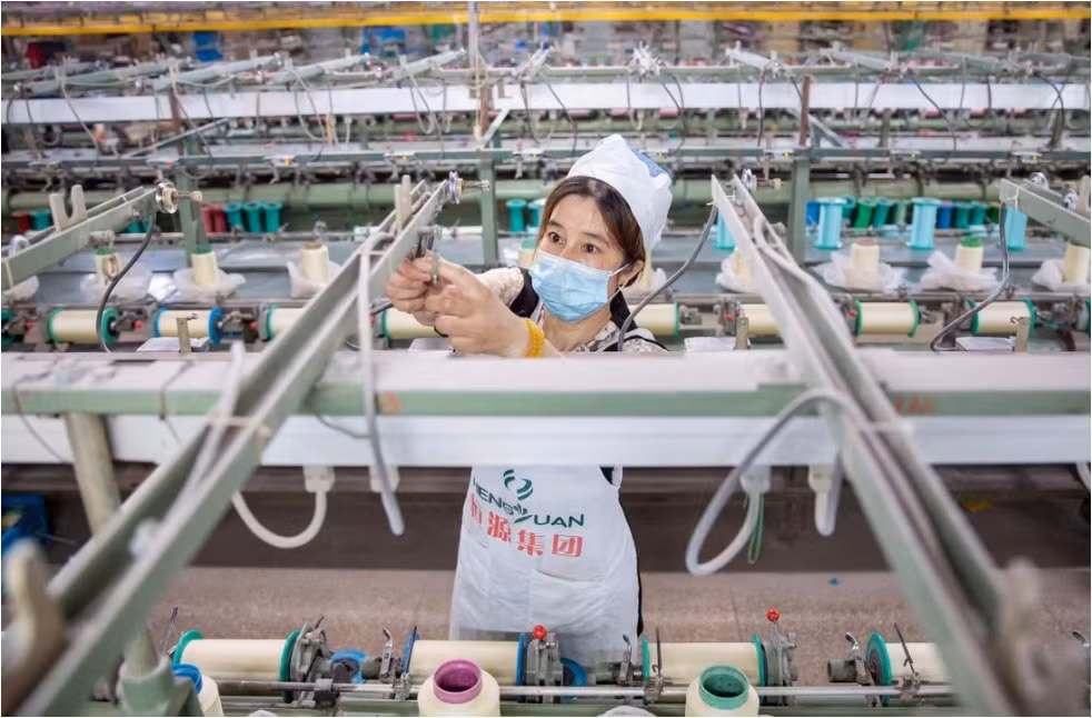 Lạm phát đình trệ là một từ ghép của “đình trệ” và “lạm phát” mô tả một nền kinh tế có rất ít hoặc không có tăng trưởng kinh tế trong bối cảnh giá cả tăng vọt. Ảnh: AFP.