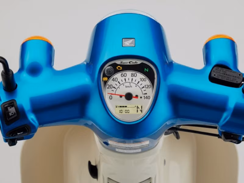 can canh honda super cub 110 duoc nang cap voi nhieu cai tien hinh 6