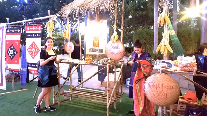 mang sa pa thu nho den voi nguoi dan va du khach da nang hinh 3