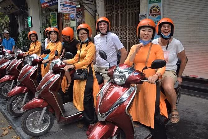ha noi va hoi an lot top tour du lich trai nghiem hang dau chau a hinh 2