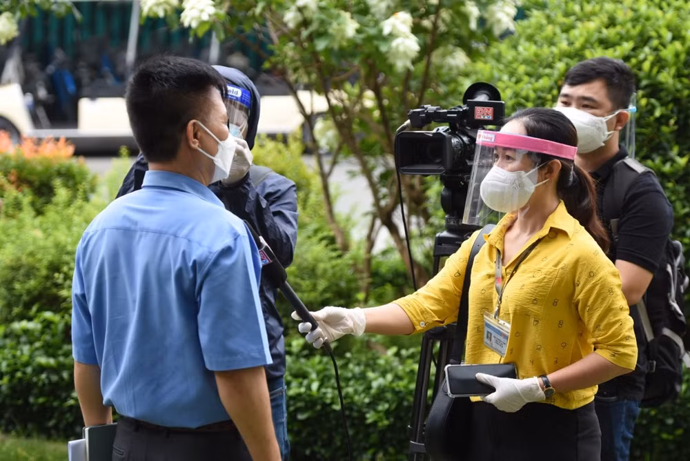 10 nam tran tro cung van nan cua nganh y hinh 1