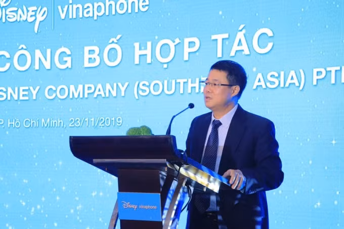 Ông Nguyễn Trường Giang – Phó Tổng Giám đốc của VNPT VinaPhone phát biểu.