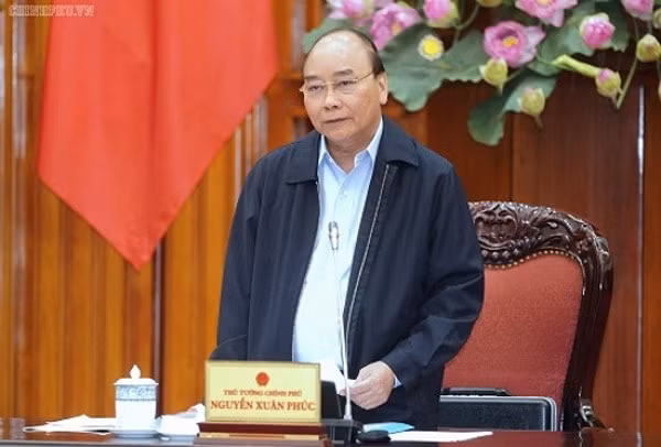Thủ tướng Nguyễn Xuân Phúc phát biểu tại cuộc họp. Ảnh: VGP