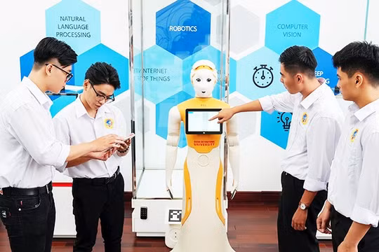 Việt Nam đặt mục tiêu đào tạo 10.000 nhân lực AI trình độ cao vào năm 2030