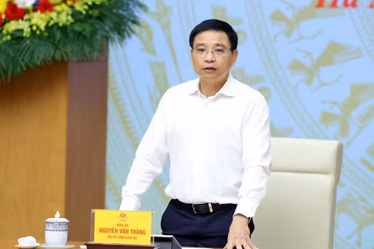 Phó Thủ tướng Nguyễn Văn Thắng: Hỗ trợ doanh nghiệp thể hiện bằng từng hồ sơ giải quyết đúng hạn