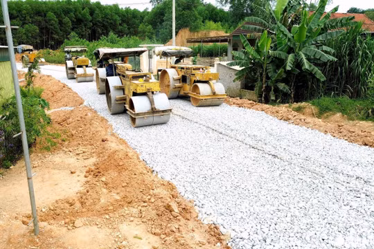Thực hiện Chương trình MTQG: Ưu tiên dùng ngân sách chuyển nguồn xử lý dứt điểm dự án dở dang