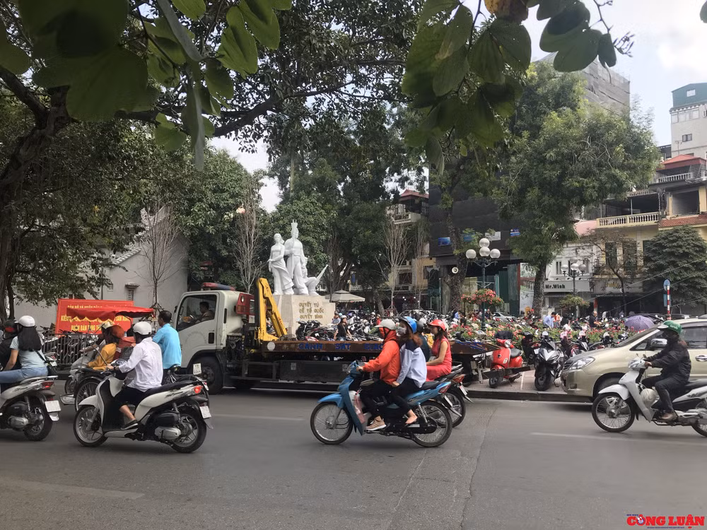 Hoạt động trông giữ phương tiện trái phép, 