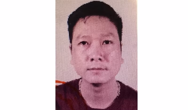 truy na doi tuong gia mao can bo bo cong an de lua dao chiem doat tai san hinh 1
