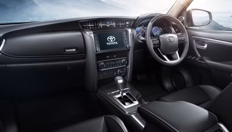 toyta fortuner 2023 trinh lang tai thai lan hinh 4