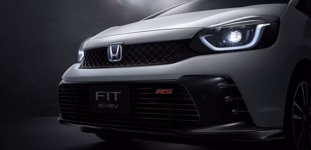 honda fit e hev rs ra mat mang dam phong cach the thao hinh 2