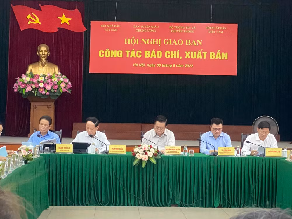 chu dong tuyen truyen cap nhat nhung chinh sach moi thao go vuong mac bao dam an sinh xa hoi hinh 1