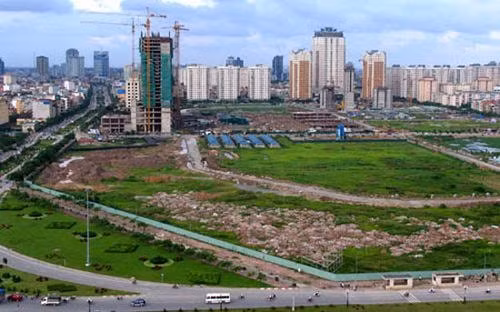ha noi yeu cau xu ly dut diem tinh trang cac du an co dat de hoang hinh 1