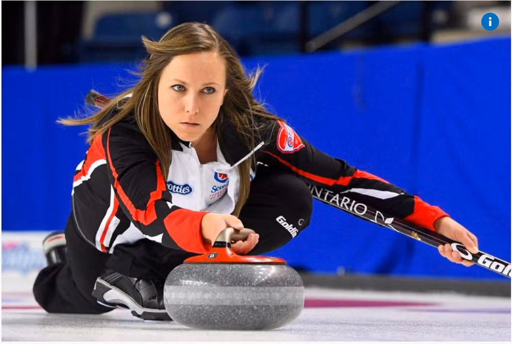 nhan sac xinh dep cua vdv curling nguoi canada rachel homan hinh 3