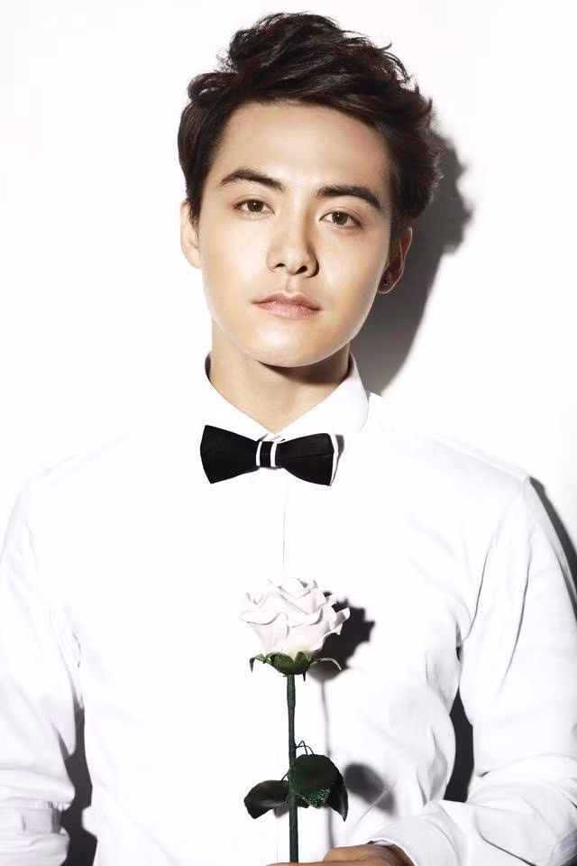 ma thien vu nam than cbiz tiet lo se rut lui khoi showbiz hinh 1