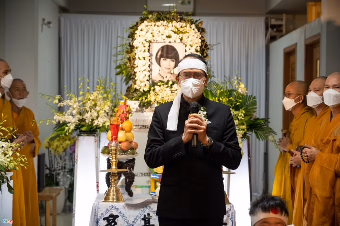 dong dao nghe si va khan gia den tien biet nsut thanh kim hue hinh 5
