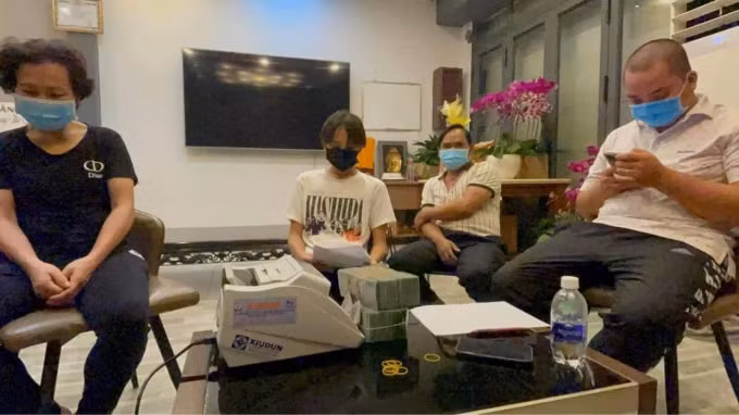ho van cuong tieu tuy va gay go sau thoi gian dai o an hinh 4