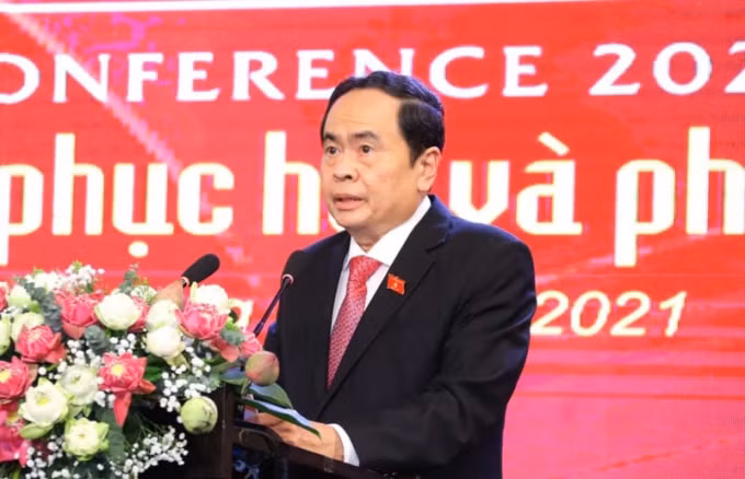 don bat xu the mo cua de phuc hoi du lich tranh lo nhip voi the gioi hinh 2
