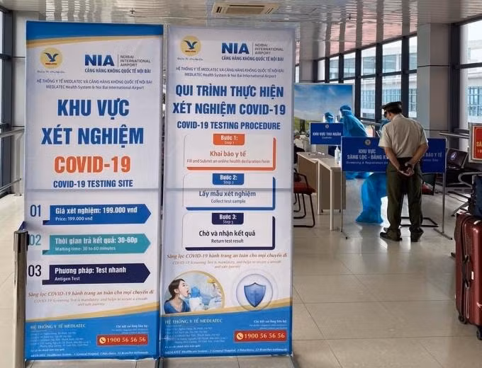 nen hay khong xet nghiem covid 19 tren cac chuyen bay noi dia hinh 1