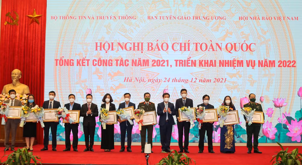 pho thu tuong vu duc dam muon bao chi tu chu duoc thi phai co co che dat hang du manh hinh 8