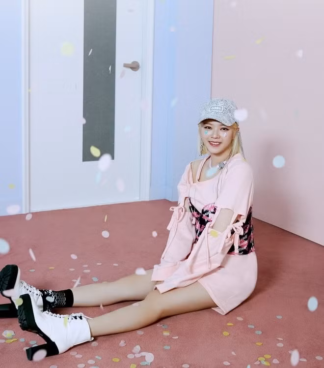 nguyen nhan khien jeongyeon twice co ngoai hinh khac la hinh 1
