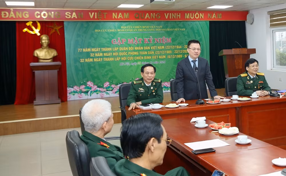 gap mat nhan dip ky niem 77 nam ngay thanh lap quan doi nhan dan viet nam hinh 3