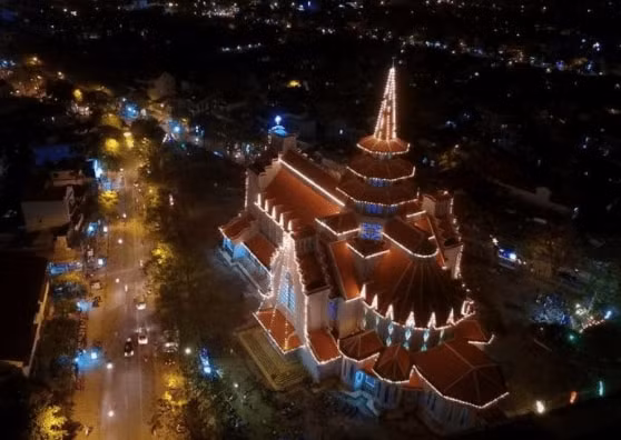 nhung dia diem di choi dem noel o tphcm tuyet nhat hinh 7
