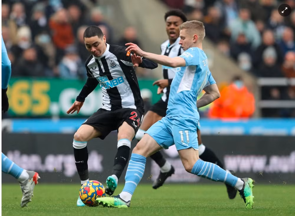 man city de bep newcastle o vong 18 premier league hinh 5