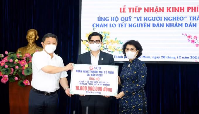 scb dong gop quy vi nguoi ngheo chung tay cham lo tet cho nguoi dan hinh 1