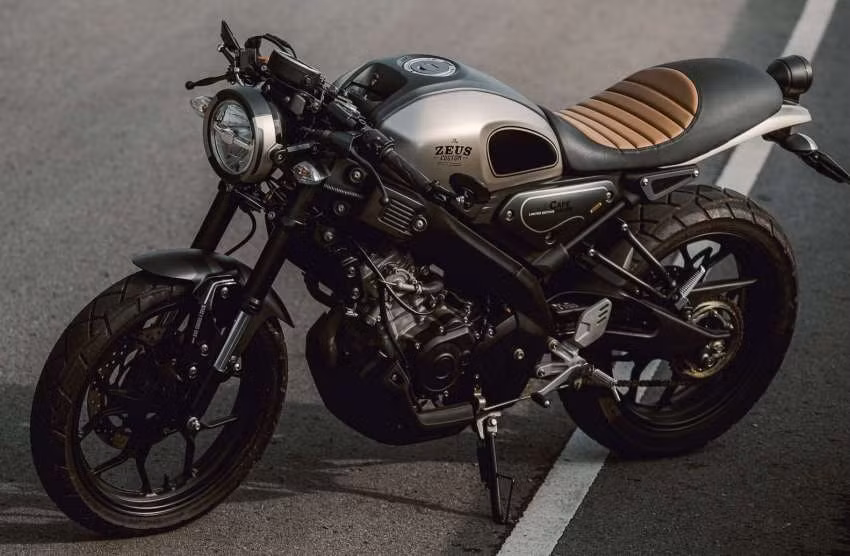 chiem nguong mau xe yamaha zeus customs xsr155 cafe racer duoc san xuat gioi han chi 100 chiec hinh 3