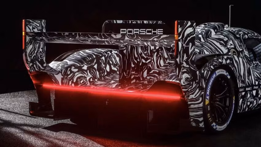 porsche gioi thieu nguyen mau xe dua le mans daytona hinh 1