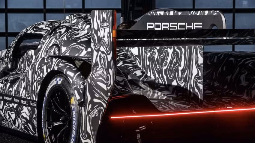 porsche gioi thieu nguyen mau xe dua le mans daytona hinh 4