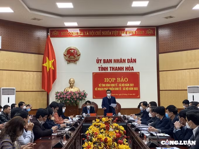 giam doc so y te thanh hoa mua test cua cong ty viet a khong co xu nao hoa hong hinh 1