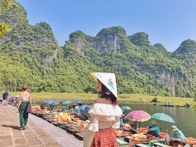 nhung dia diem mien bac hap dan trong dip tet duong lich 2022 hinh 2