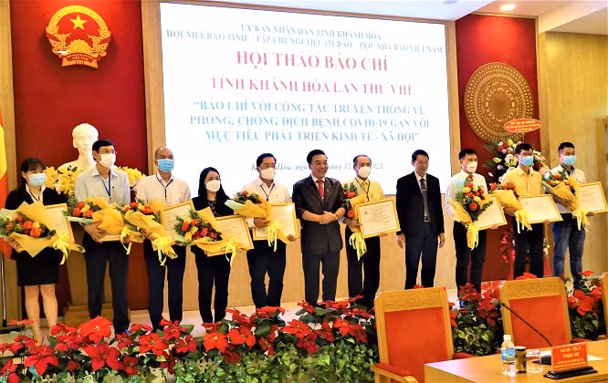 bao chi dong hanh voi cac cap chinh quyen thuc hien tot muc tieu kep hinh 1