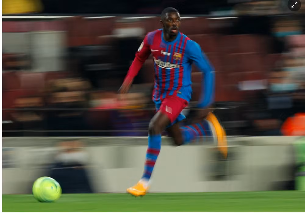 barca hoa sevilla du duoc choi hon nguoi hinh 9