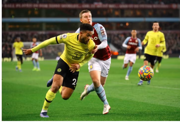 lukaku lap cong chelsea nguoc dong danh bai aston villa hinh 2