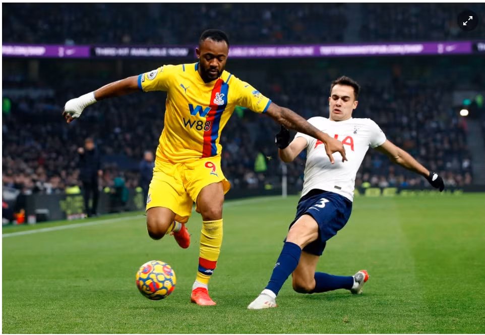 tottenham thang hoa duoi thoi hlv conte hinh 2