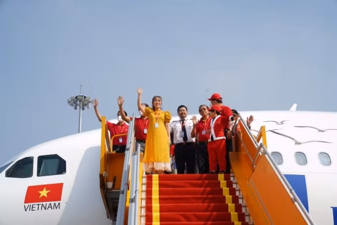 vietjet don tau bay than rong a330 dau tien chuc mung mua giang sinh 2021 hinh 1