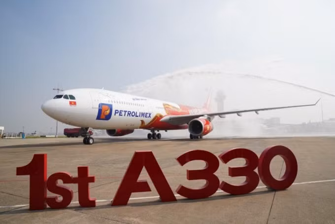 vietjet don tau bay than rong a330 dau tien chuc mung mua giang sinh 2021 hinh 2
