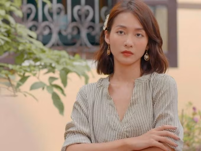 dan dien vien nu lam mua lam gio tren song truyen hinh viet 2021 hinh 2