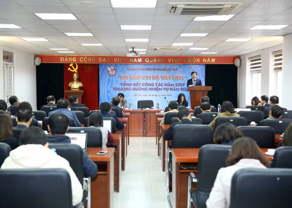 Đồng chí Hồ Quang Lợi, Phó Chủ tịch Thường trực Hội Nhà báo Việt Nam đã phát động phong trào thi đua năm 2020. Ảnh: Sơn Hải