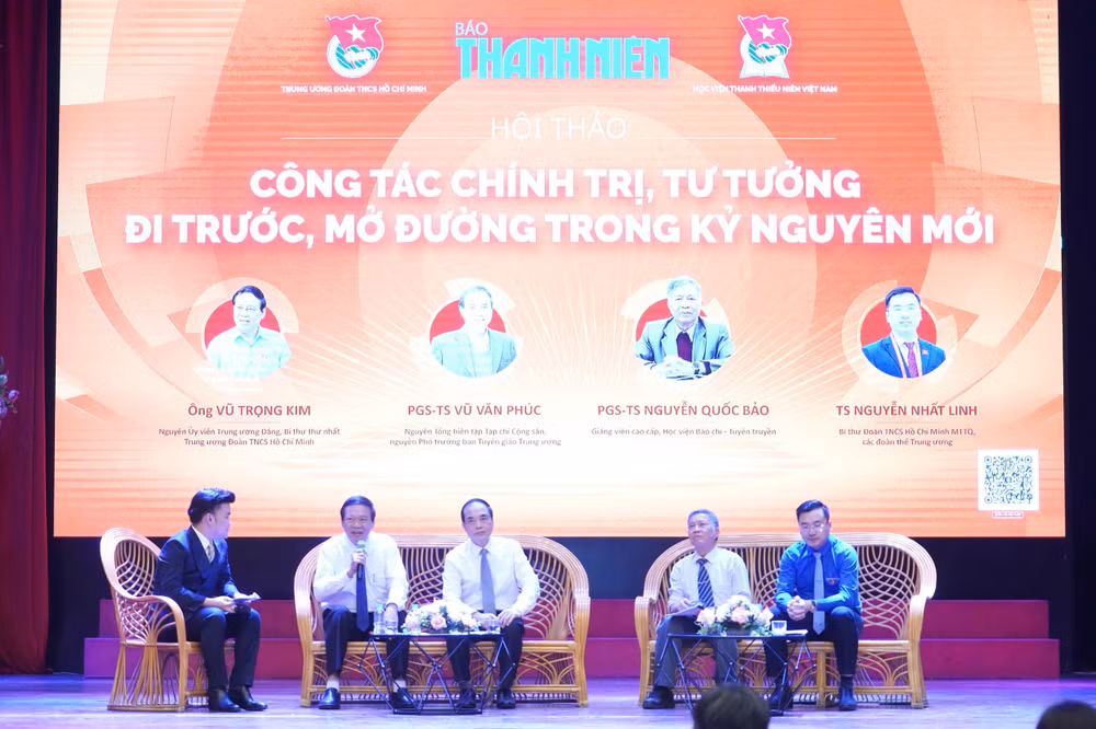 cac-dien-gia-thao-luan-tai-hoi-thao-2.jpg