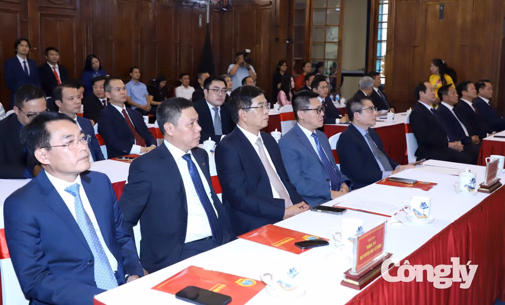 Các đại biểu tham dự Lễ ký kết.