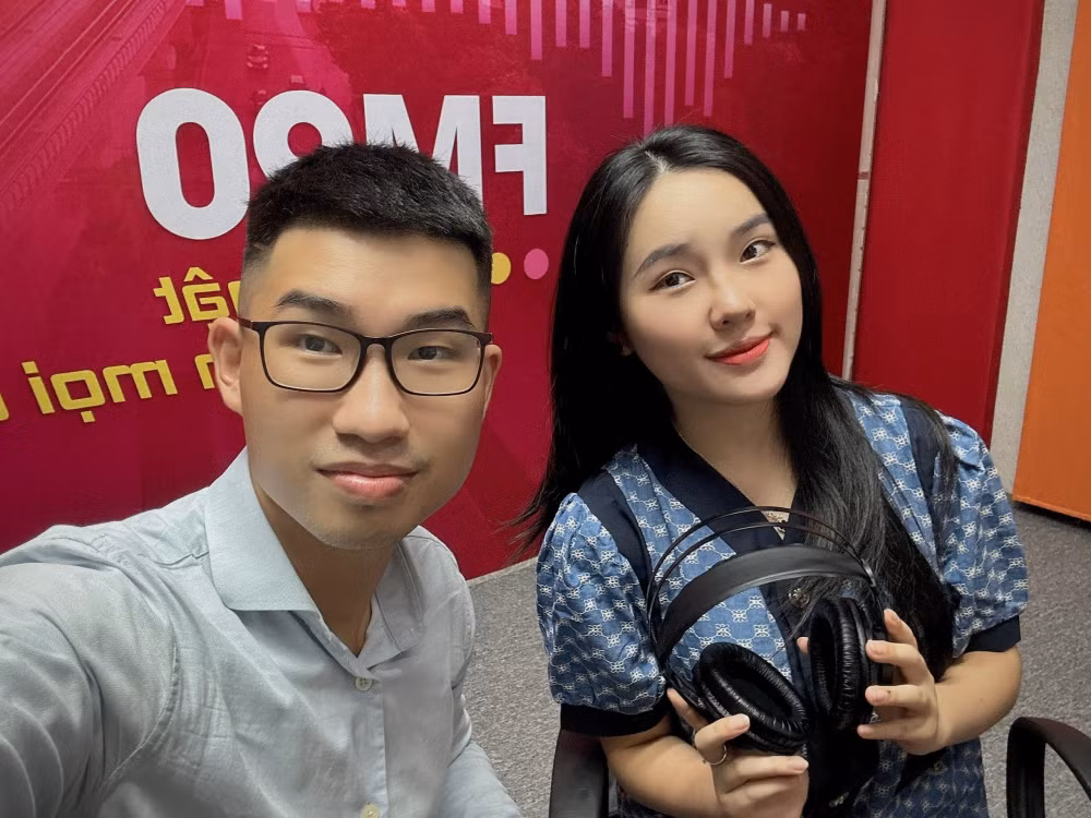 mc hong hanh de mc song duoc voi nghe la dieu khong de dang hinh 4