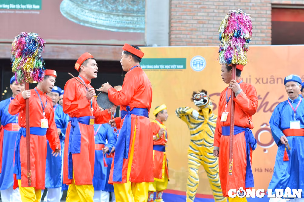 an tuong dieu mua cau ca trong nghe thuat hat mua ai lao hinh 6