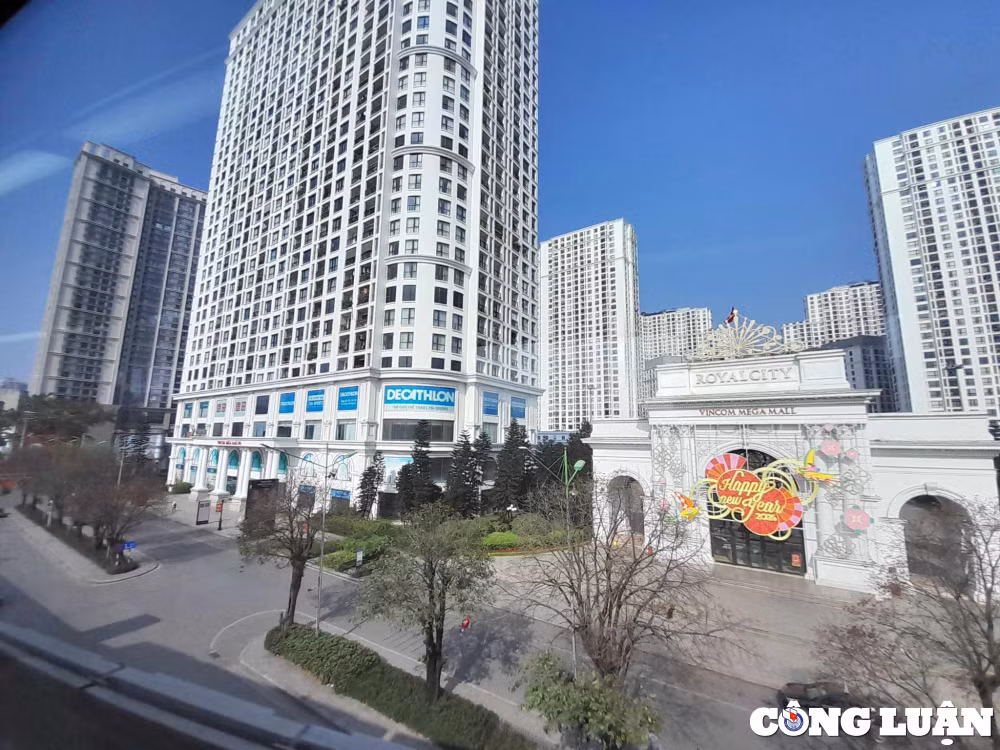 dong dao nguoi dan lua chon tau dien cat linh ha dong du xuan hinh 7
